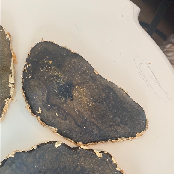 Geode gold leafed coaster set of 5 - Picture 3 of 3